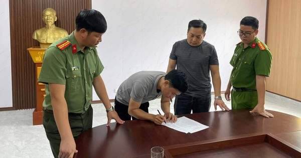 Tài khoản ngân hàng bất ngờ nhận được 1,2 tỷ đồng không rõ nguồn gốc, người đàn ông tại Phú Thọ lập tức báo công an tìm người chuyển khoản