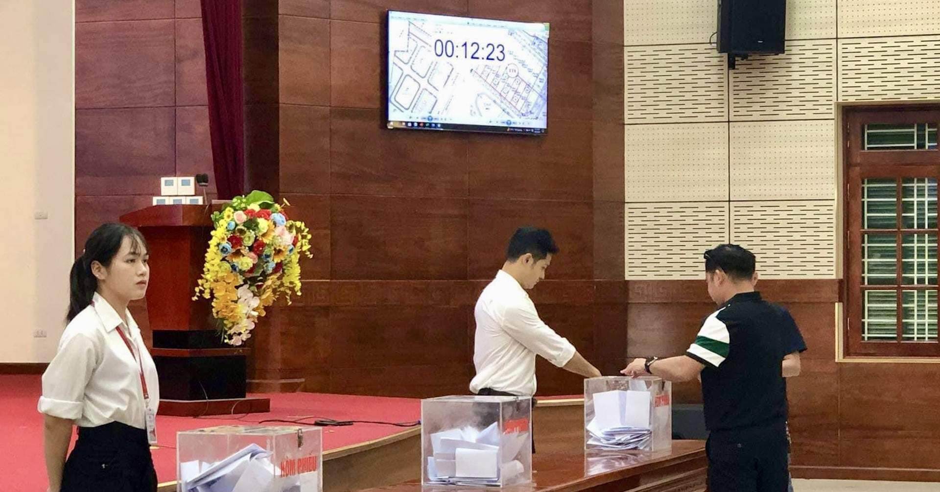 Đấu giá đất Hà Nội Nơi trả giá đến nửa đêm chỗ dừng để rà soát