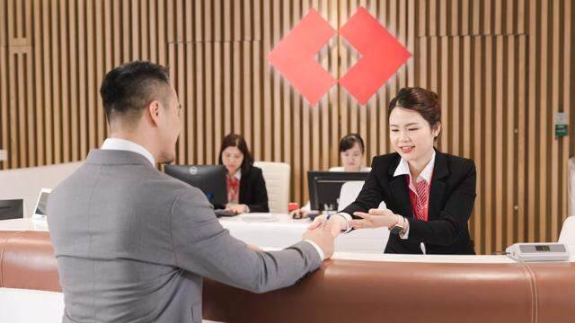 Techcombank công bố lợi nhuận 9 tháng đạt 22,8 nghìn tỷ đồng