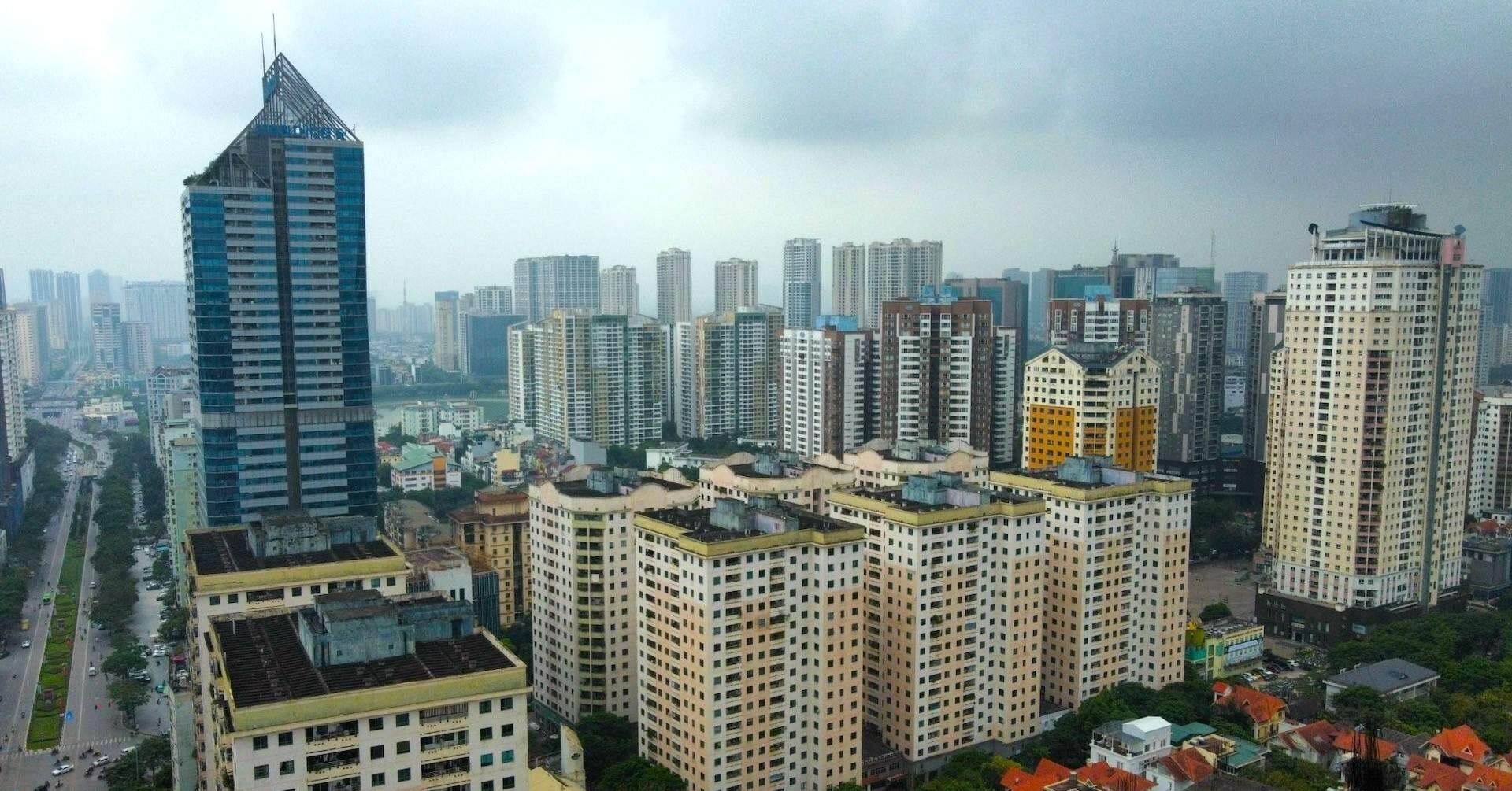Chung cư Hà Nội sát 70 triệu đồng/m2, 50 năm tiêu dè sẻn khó có nhà 4 tỷ Chung cư Hà Nội sát 70 triệu đồng/m2, 50 năm tiêu dè sẻn khó có nhà 4 tỷ