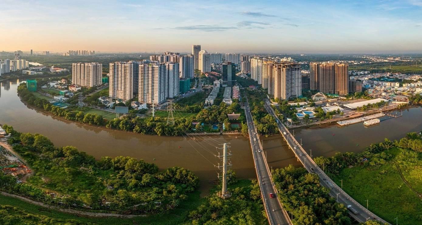 Sức hút của ‘cung đường tỷ đô’ Nguyễn Hữu Thọ