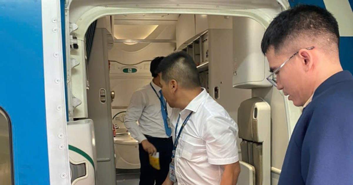 Chuyến bay đặc biệt của Vietnam Airlines nối tiếp sứ mệnh ‘hồi sinh’
