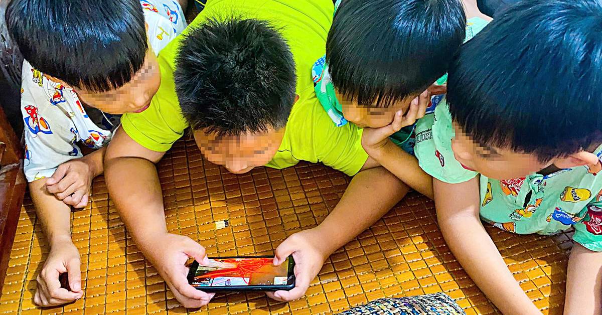 Dưới 18 tuổi không được chơi game quá 180 phút/ngày Dưới 18 tuổi không được chơi game quá 180 phút/ngày