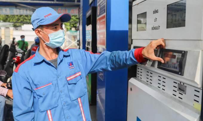 Gasoline prices jump – VnExpress International