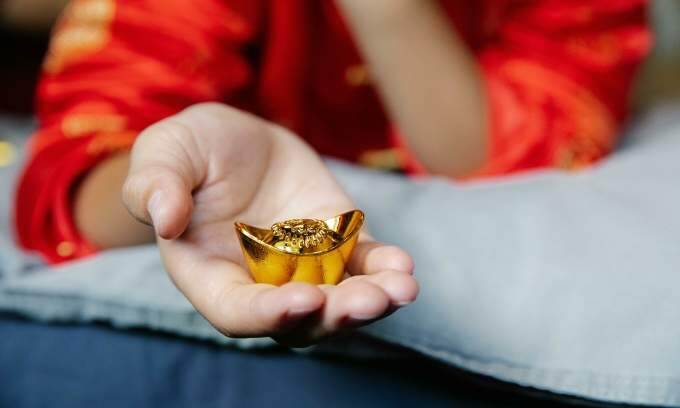 Mother-in-law demands return of 4 out of 5 taels of gold gifted to son’s wife at wedding
