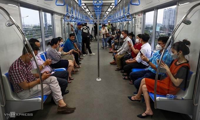 New pricing proposed for HCMC’s first metro, lowest fare cut to 24 cents