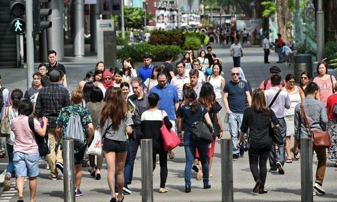 Singaporeans to receive up to 0 in cost-of-living support next month