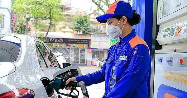 “Thủng đáy”, giá xăng dầu tuần mới tiếp đà giảm mạnh
