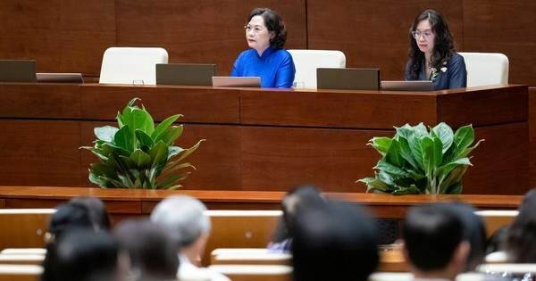 Thị trường vàng còn diễn biến khó lường và việc can thiệp hoàn toàn phụ thuộc vào nguồn vàng nhập khẩu từ quốc tế