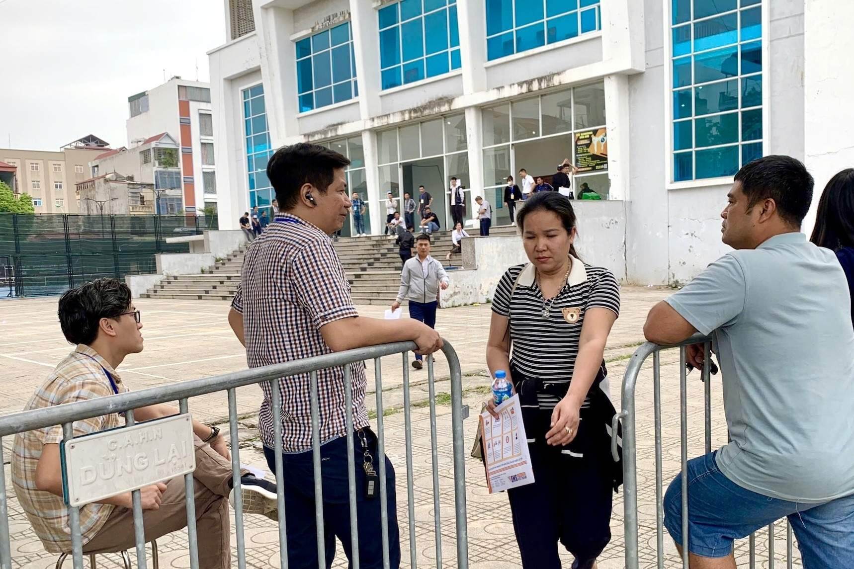 Đất đấu giá Hoài Đức vọt lên hơn 103 triệu/m2 sau 9 vòng, nhiều người &amp;apos;rời sàn&amp;apos;