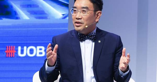 Chuyên gia UOB Singapore dự báo giá vàng sẽ tiếp tục đà tăng mạnh trong cả năm 2025