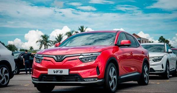 Cổ phiếu VinFast tăng ‘bốc đầu’ hơn 32% chỉ sau một tháng, điều gì đang xảy ra?