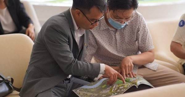 Doanh nghiệp địa ốc bung hàng
