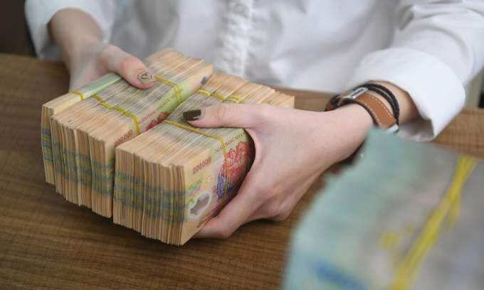 Individuals with ,000 tax debt might be banned from leaving Vietnam