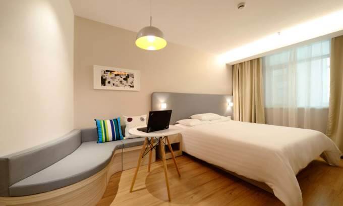 Ministers’ room rate on trips may rise to 2 under new proposal