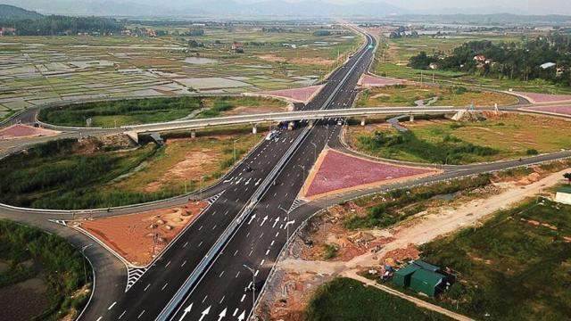 Nguyên nhân khiến dự án cao tốc Biên Hoà – Vũng Tàu đội vốn 6.280 tỷ đồng