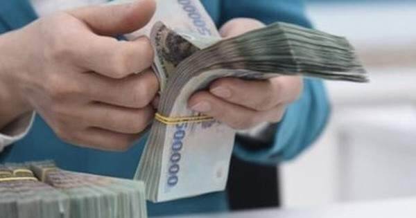 Rút tiền tiết kiệm trước hạn là gì?
