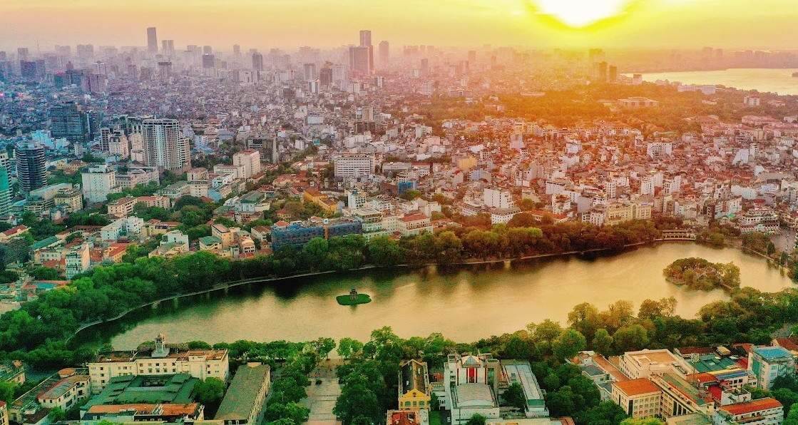 Người dân được nợ thuế phí, chặn đà đẩy giá?