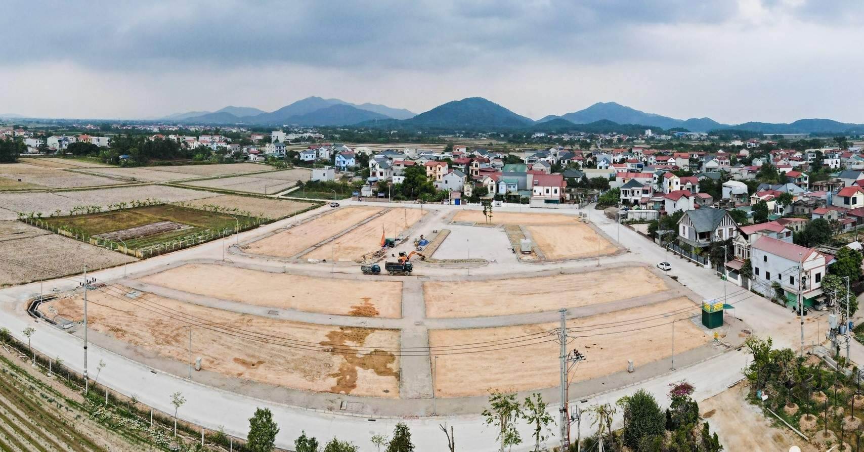 Sau vụ trả giá 30 tỷ/m2, Sóc Sơn sắp đấu giá lại 36 thửa, khởi điểm 2,4 triệu/m2
