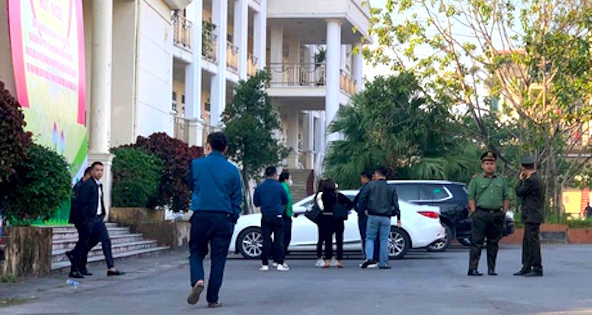 Sau màn trả giá 30 tỷ/m2, thêm 22 lô đất đấu giá khách hàng đồng loạt bỏ cuộc