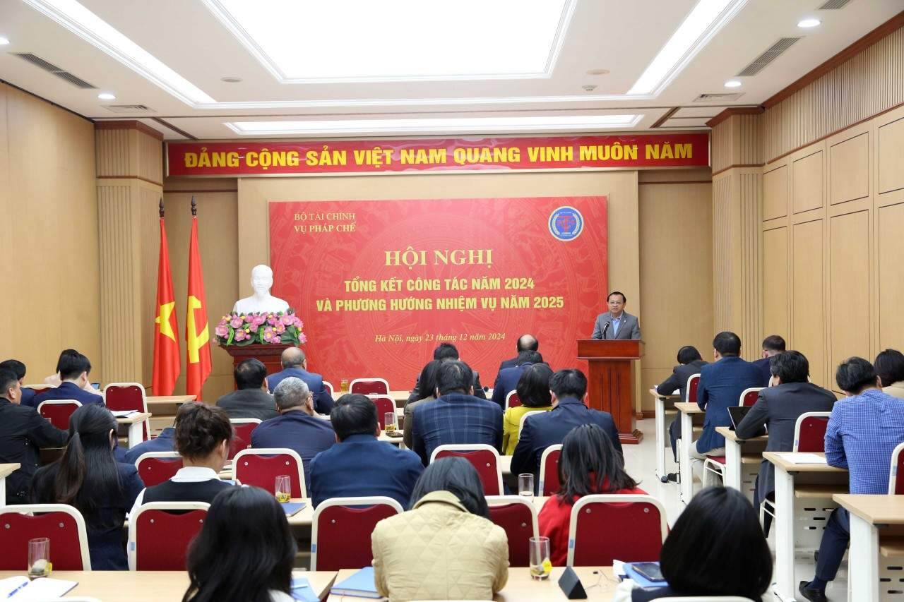 Bộ Tài chính đề xuất đưa vào chương trình xây dựng dự án Luật Tiết kiệm chống lãng phí sửa đổi trong năm 2025