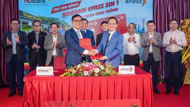 HDBank và ePass ra mắt “Thẻ vạn năng” 3 trong1: Số hoá đa tiện ích trong thanh toán phí giao thông không dừng