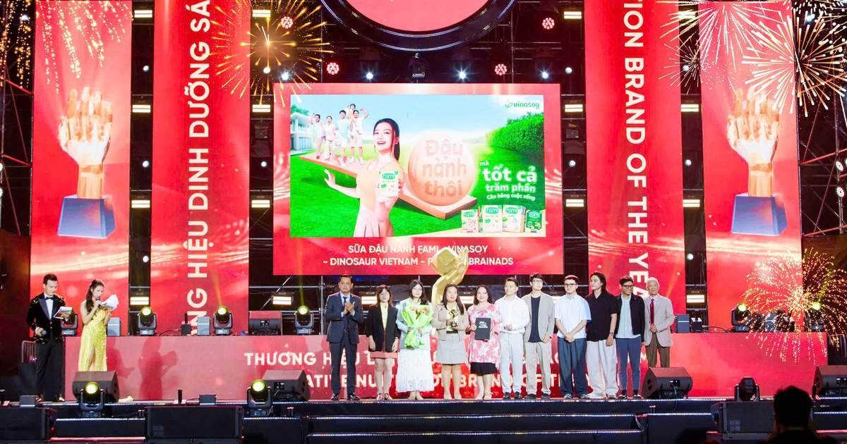 Fami được vinh danh giải thưởng ‘Thương hiệu dinh dưỡng sáng tạo’ tại Vạn Xuân Awards