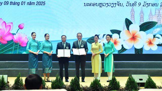 Hàng không kết nối chắp cánh hợp tác Việt Nam - Lào