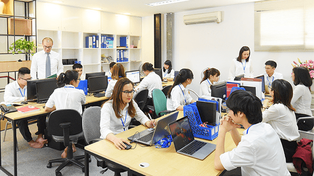 Ninh Bình thưởng Tết cao nhất 100 triệu, thấp nhất 300.000đ