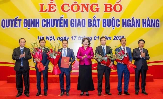 Struggling lenders DongA Bank, GPBank transferred to new owners