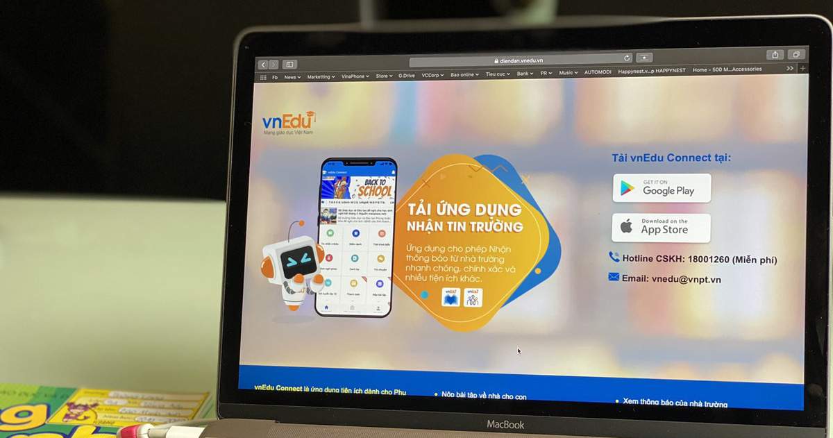 Tạm dừng đến trường nhưng không ngừng việc học