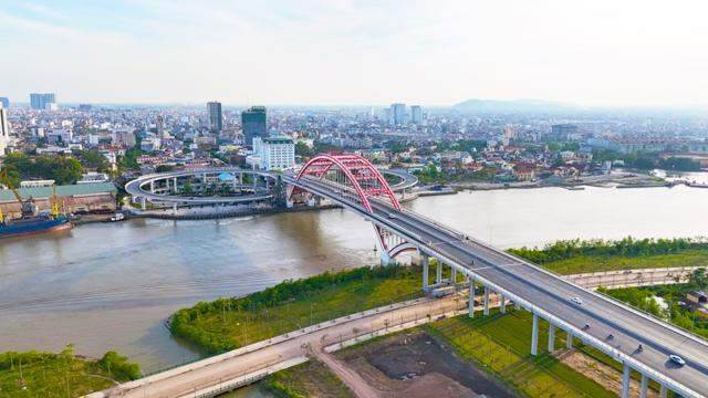 Thành phố Thủy Nguyên bên bờ Bắc sông Cấm