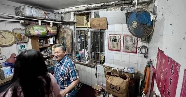 Một căn 18 người ở chung, giá thuê phòng vừa 1 chiếc giường tầng cũng 11 triệu đồng