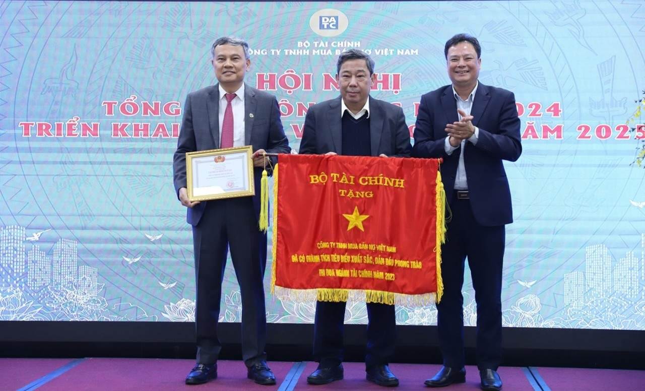 DATC ghi nhận bước đột phá trong hoạt động mua bán nợ DATC ghi nhận bước đột phá trong hoạt động mua bán nợ