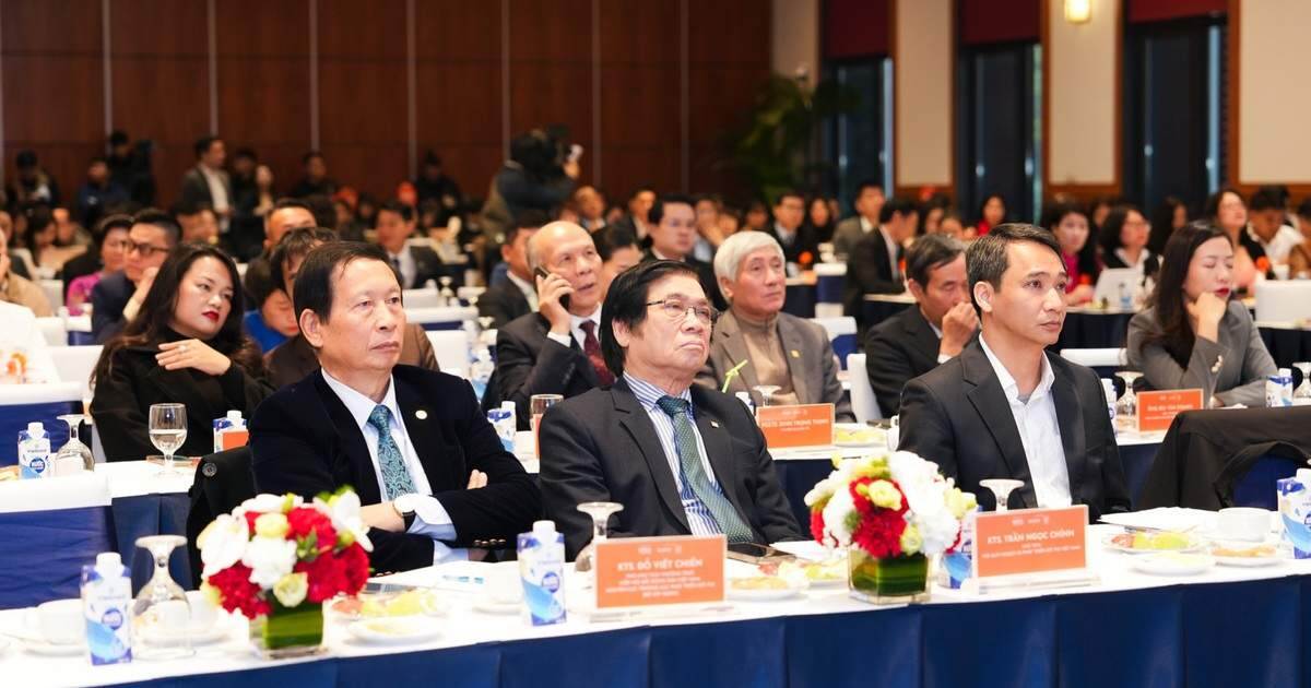 Meey Group được vinh danh Top One thương hiệu dẫn đầu ngành proptech năm 2024 Meey Group được vinh danh Top One thương hiệu dẫn đầu ngành proptech năm 2024