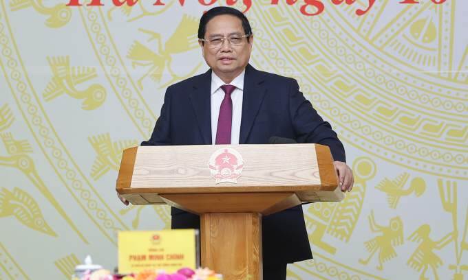 PM urges Thaco, Hoa Phat, FPT to invest in major infrastructure projects