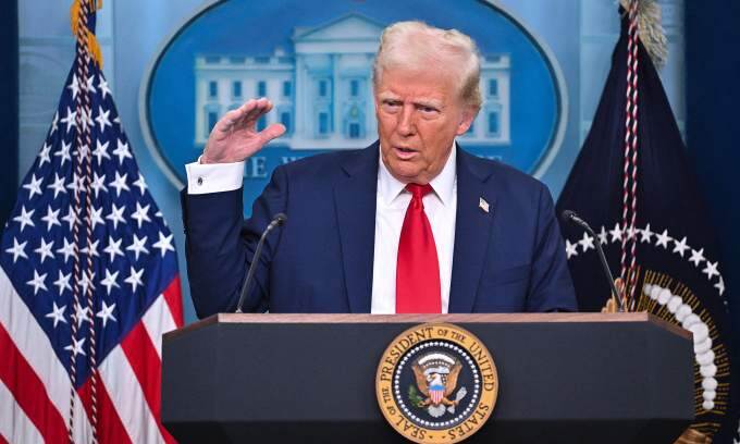 Trump orders steep tariffs on goods from Canada, China, Mexico