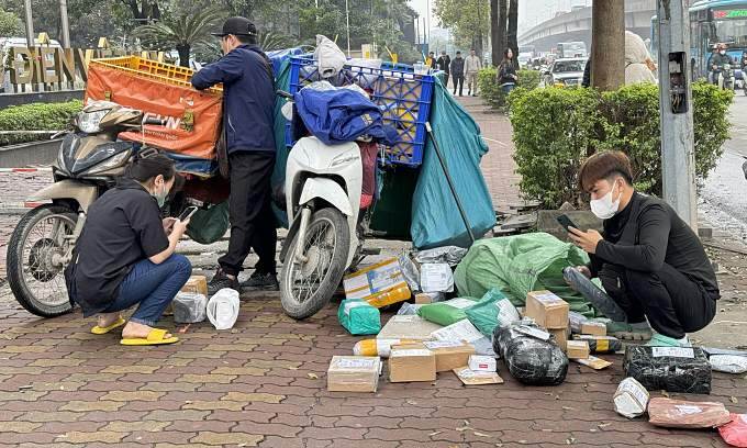 Vietnamese consumers spend M a day online shopping