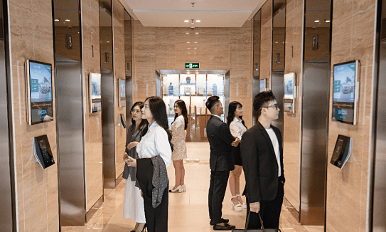 Why elevator screens enhance advertising performance?