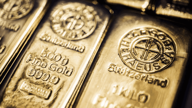 Giá vàng hồi mốc 2.900 USD/oz khi đồng USD xuống đáy 2 tháng