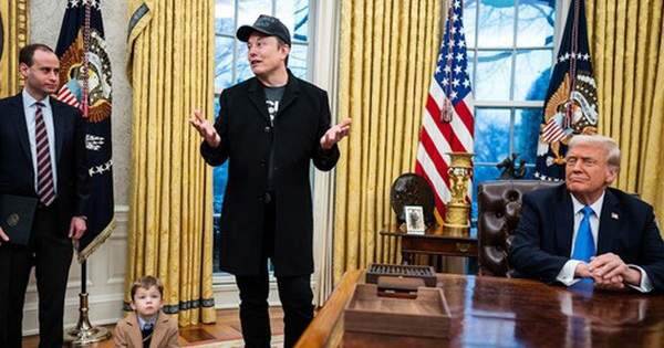 Tổng thống Donald Trump thêm “vũ khí” cho cơ quan của tỉ phú Elon Musk