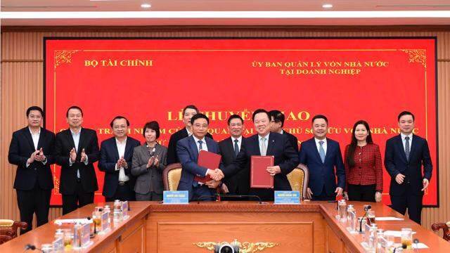 Chuyển giao quyền sở hữu vốn tại 18 tập đoàn, tổng công ty Nhà nước về Bộ Tài chính Chuyển giao quyền sở hữu vốn tại 18 tập đoàn, tổng công ty Nhà nước về Bộ Tài chính