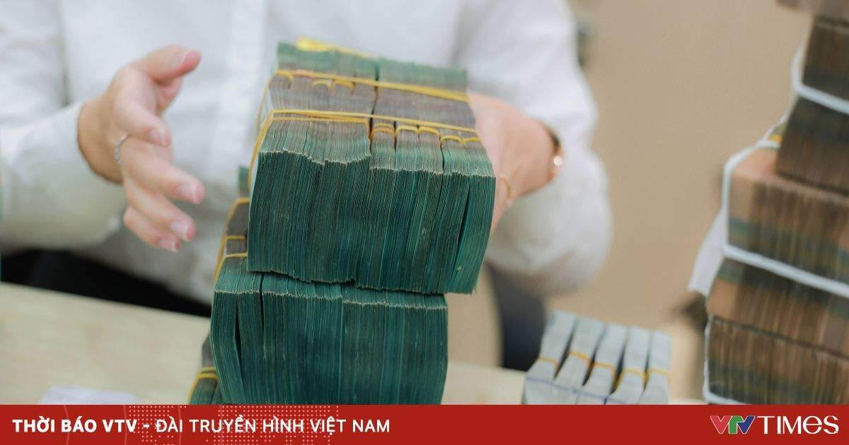 Giám sát chặt việc công bố lãi suất tiền gửi, cho vay, cấp tín dụng của ngân hàng Giám sát chặt việc công bố lãi suất tiền gửi, cho vay, cấp tín dụng của ngân hàng
