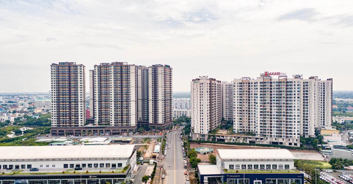 ‘Ông lớn’ địa ốc rục rịch bung hàng, căn hộ cao cấp chiếm lĩnh thị trường TPHCM