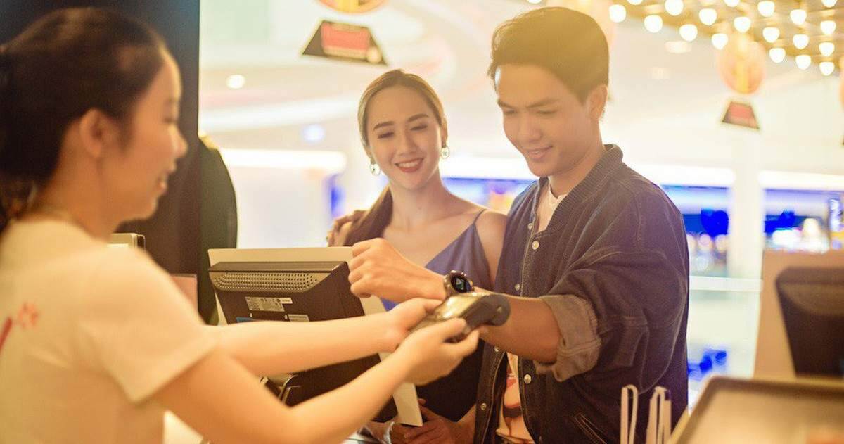 5 nỗi khổ mang tên ‘ví tiền’ của dân văn phòng