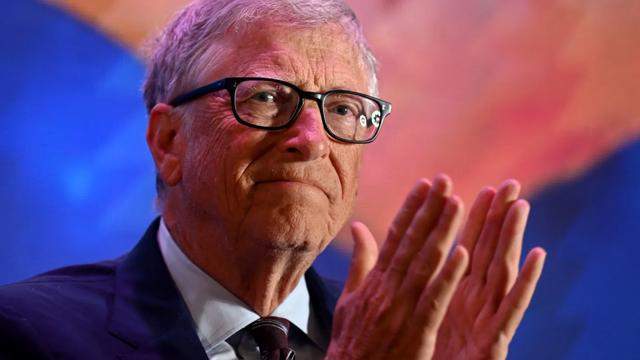 Bill Gates: Nhờ AI, con người có thể chỉ cần làm việc 2 ngày mỗi tuần trong 10 năm nữa