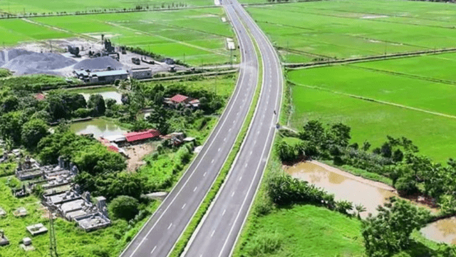 Đẩy nhanh tiến độ thi công cao tốc Ninh Bình – Hải Phòng đoạn qua Ninh Bình Đẩy nhanh tiến độ thi công cao tốc Ninh Bình – Hải Phòng đoạn qua Ninh Bình