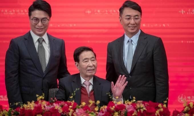 Hong Kong’s second-richest billionaire Lee Shau Kee’s strategy to seamlessly pass B family business empire to sons Hong Kong’s second-richest billionaire Lee Shau Kee’s strategy to seamlessly pass B family business empire to sons