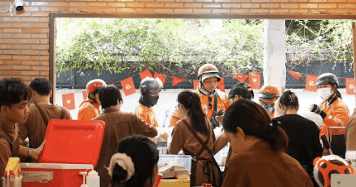 ShopeeFood Livestream 15.3: Tiếp sức cho ‘gã khổng lồ’