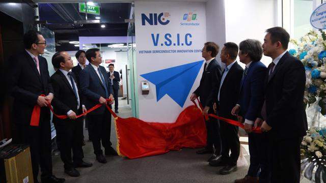 Tập đoàn chip AI hàng đầu Đài Loan mở văn phòng bán dẫn đầu tiên tại Hà Nội